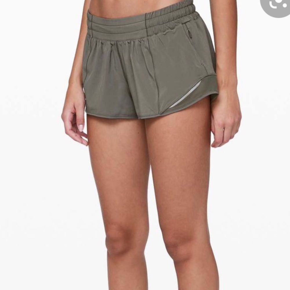 *****ISO***** lululemon shorts grey sage size 8